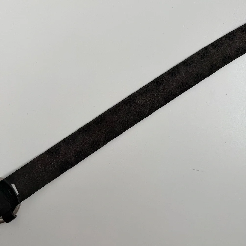N/A leather belt